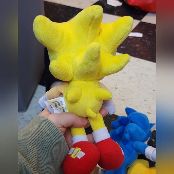 Super Sonic 30th Anniversary TOMY Plush - Picture 4 of 4